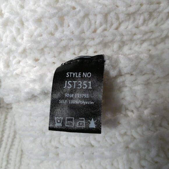 POL Ultra Soft Oversized Thick Chunky Deep V-Neck Sweater Cozy Warm Staple L - Picture 10 of 11